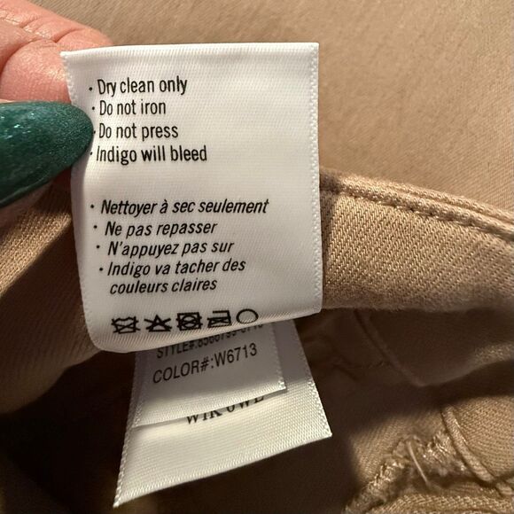 NWT PAIGE Carly Coated High Waist Wide Leg Jeans  Size 25 - Picture 6 of 14